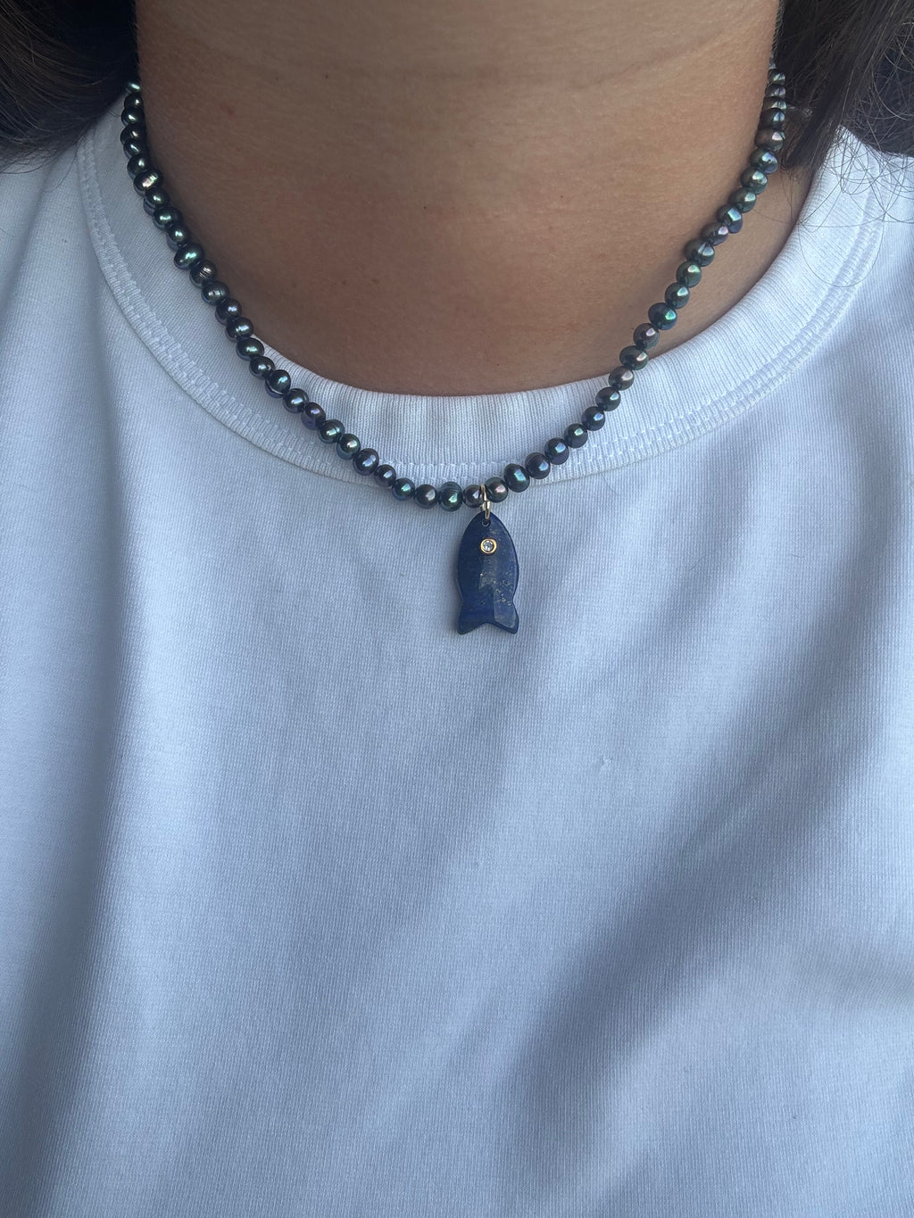 Black tahitian Pearl Fish Necklace