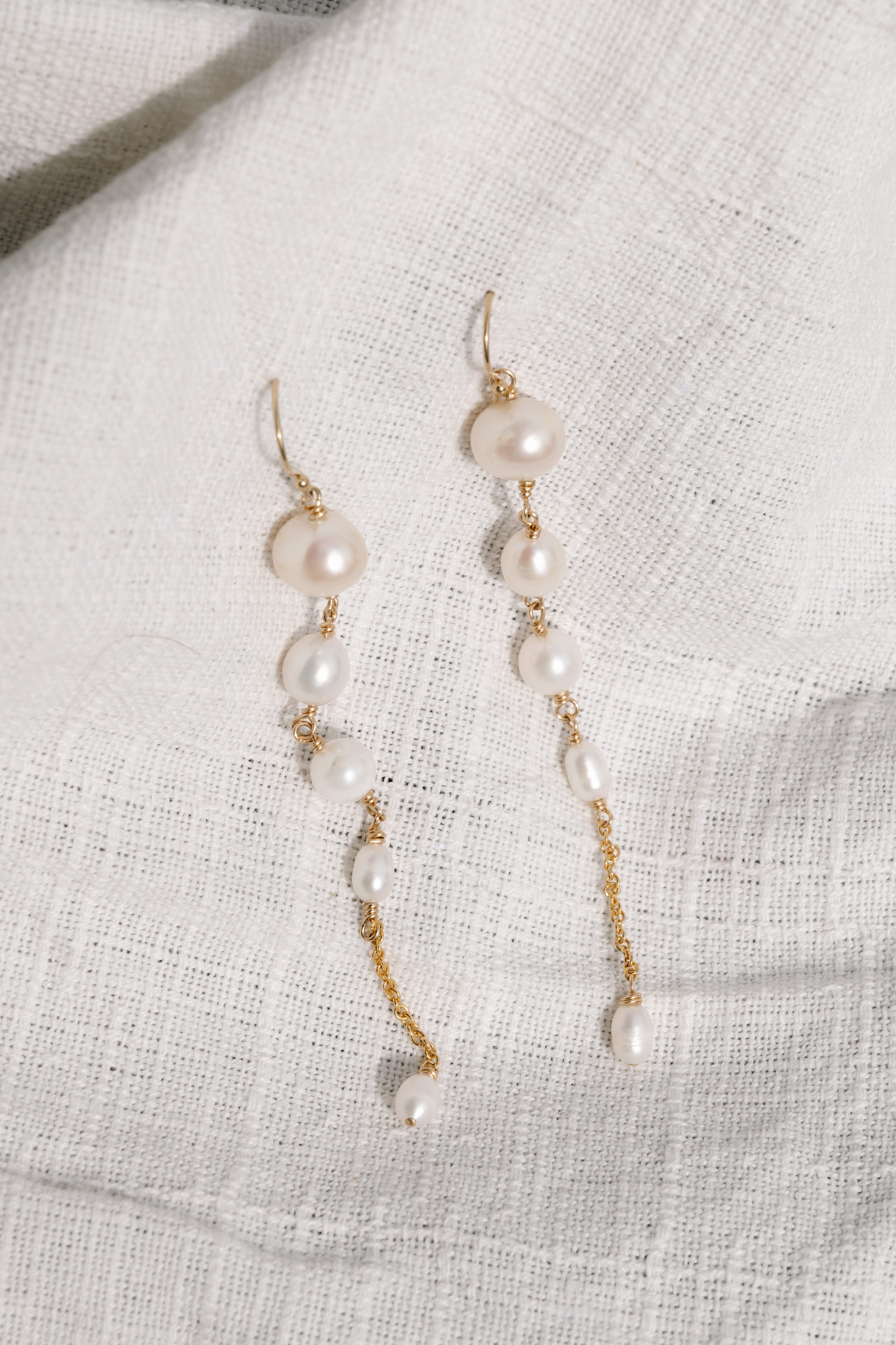 Cascading Pearl Drops